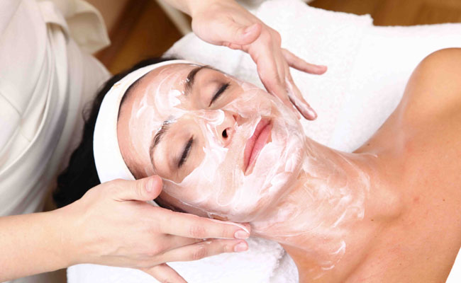Woman getting a Hydrolifting Clinical Facial at The Catamaran Spa in San Diego, CA