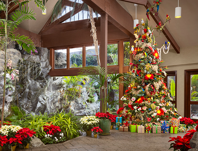 The lobby of the Catamaran Resort in San Diego decorated in holiday lights